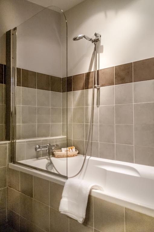 Bed and Breakfast Le Clos Des Canebiers Грасс Номер фото