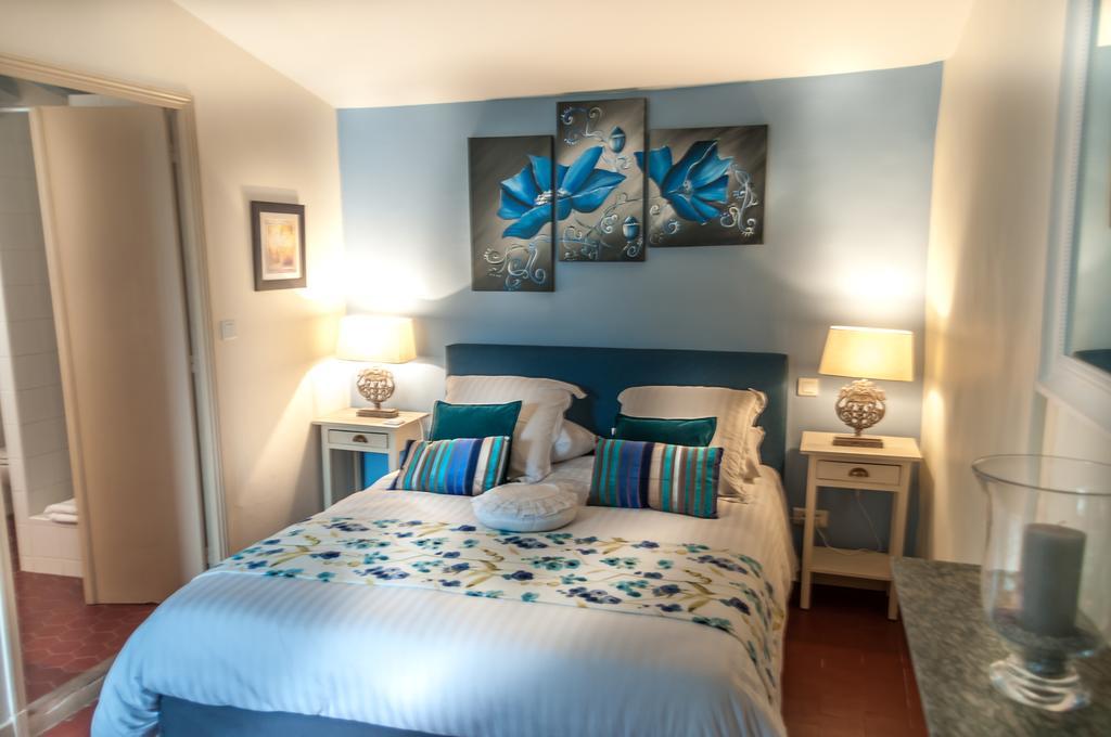 Bed and Breakfast Le Clos Des Canebiers Грасс Номер фото