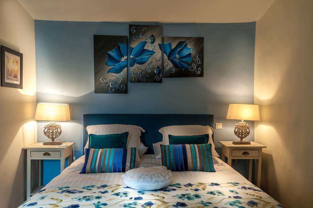 Bed and Breakfast Le Clos Des Canebiers Грасс Номер фото